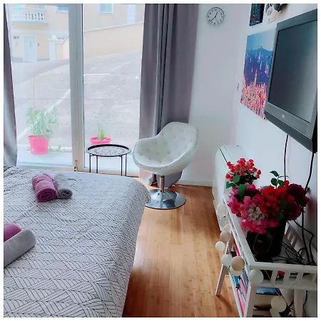 Dora Apartment *